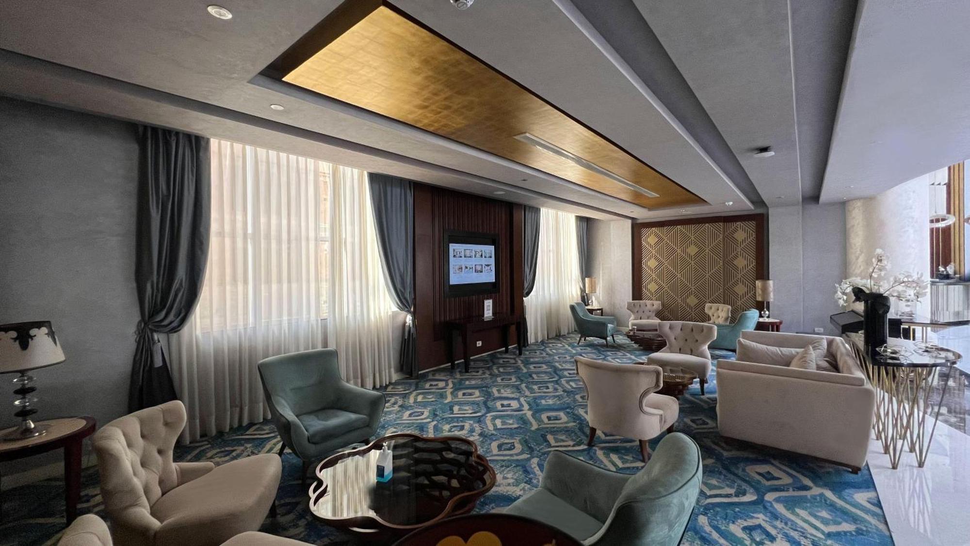 Kaisol Romance Resort Sahl Hasheesh - Adults Only フルガダ エクステリア 写真 The lounge at the airport